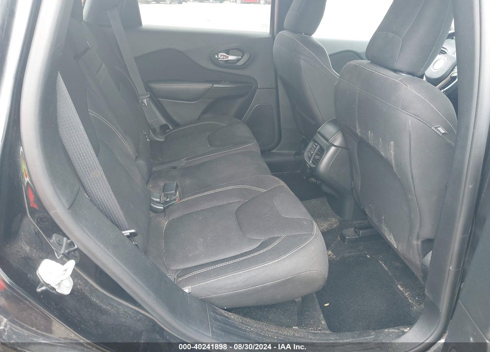 2016 JEEP CHEROKEE ALTITUDE VIN: 1C4PJMCS7GW105268