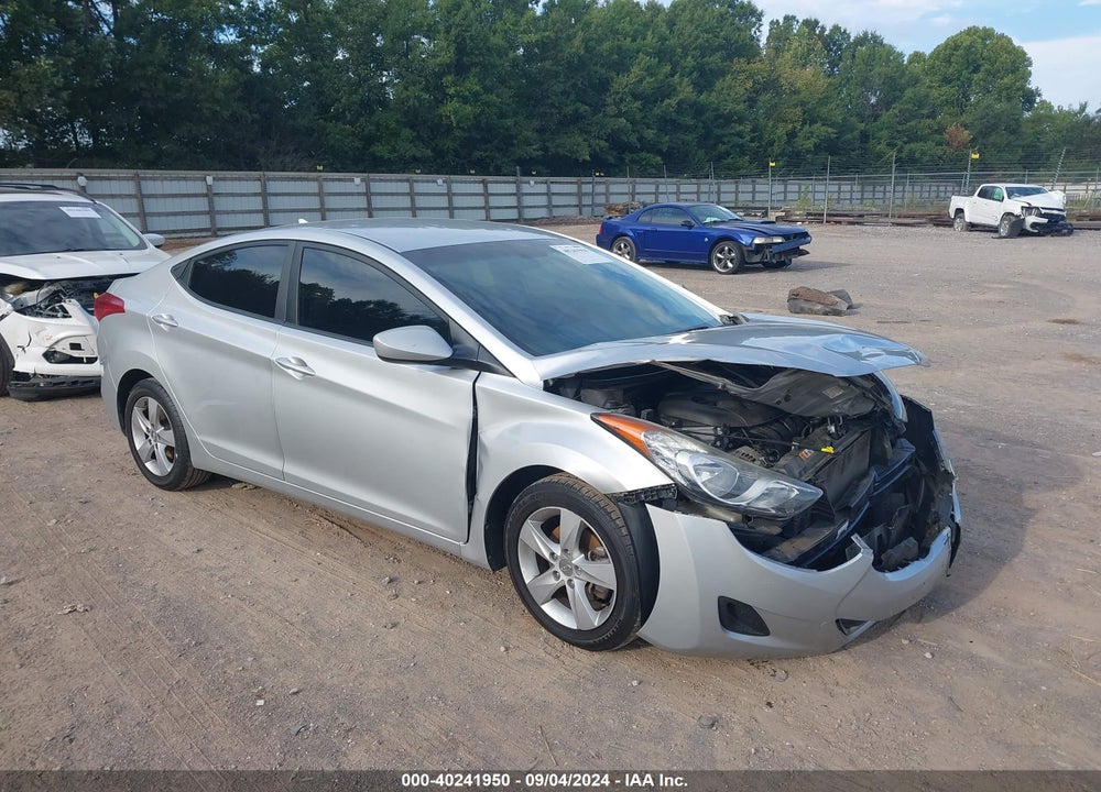 2013 HYUNDAI ELANTRA GLS VIN: 5NPDH4AE7DH375209