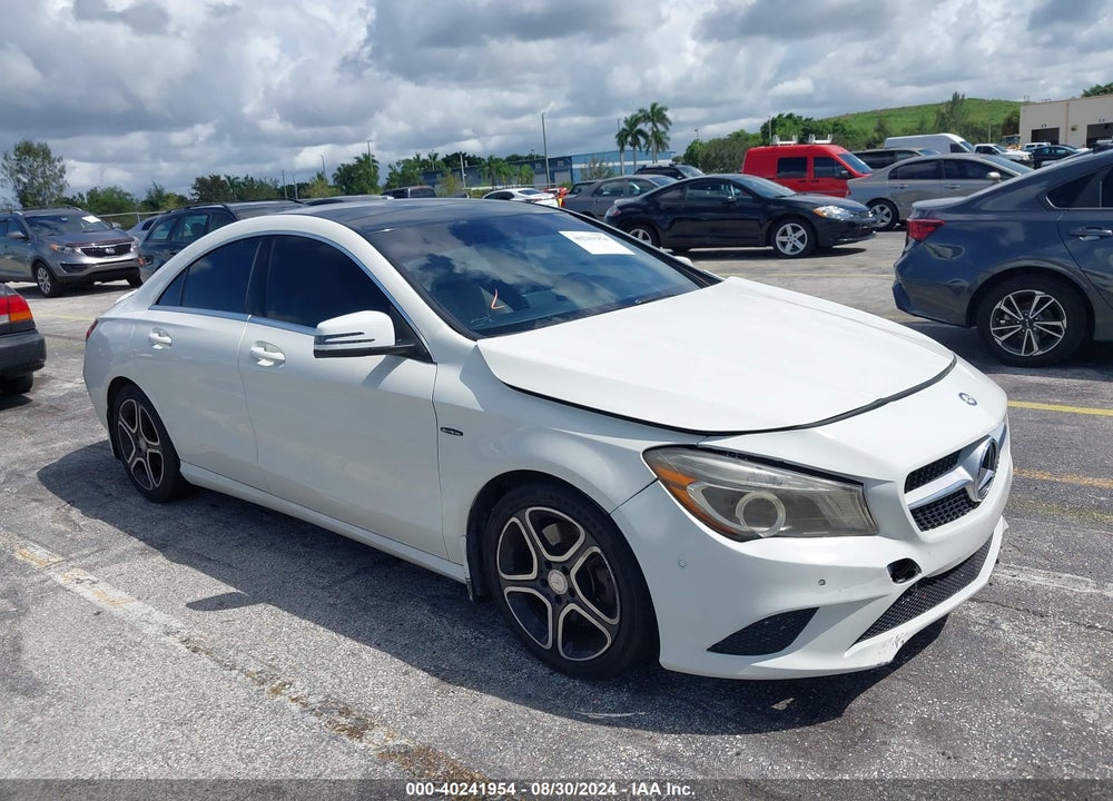2014 MERCEDES-BENZ CLA 250 VIN: WDDSJ4EBXEN054588