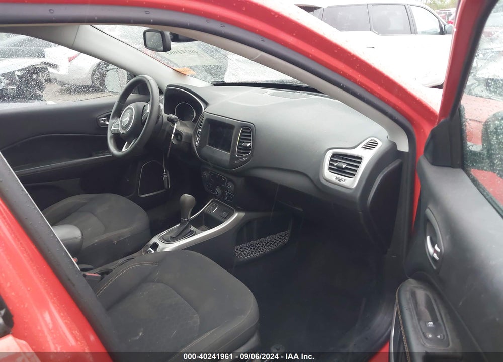 2019 JEEP COMPASS SPORT FWD VIN: 3C4NJCAB6KT676589
