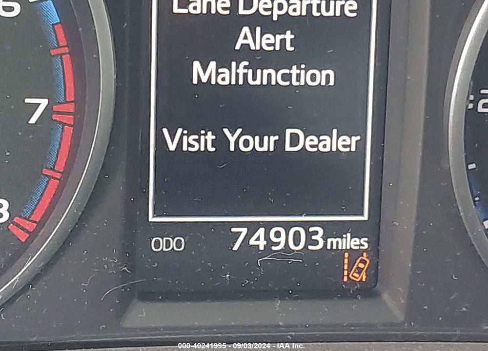 2018 TOYOTA RAV4 LE VIN: JTMZFREV7JJ191605