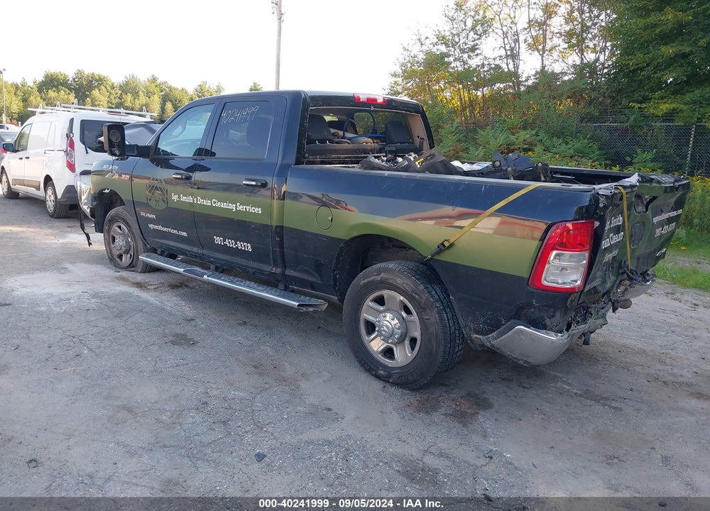 2019 RAM 2500 BIG HORN 4X4 6'4 BOX VIN: 3C6UR5DJ2KG693568