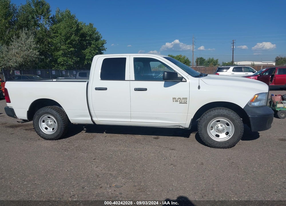 2019 RAM 1500 CLASSIC TRADESMAN QUAD CAB 4X4 6'4 BOX VIN: 1C6RR7FG8KS627487
