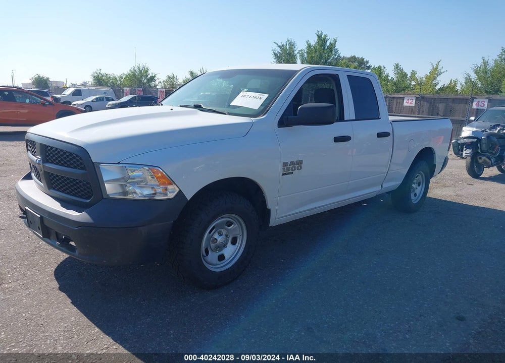 2019 RAM 1500 CLASSIC TRADESMAN QUAD CAB 4X4 6'4 BOX VIN: 1C6RR7FG8KS627487