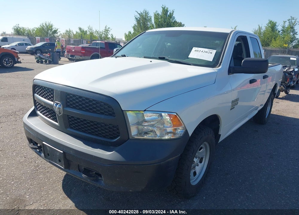 2019 RAM 1500 CLASSIC TRADESMAN QUAD CAB 4X4 6'4 BOX VIN: 1C6RR7FG8KS627487