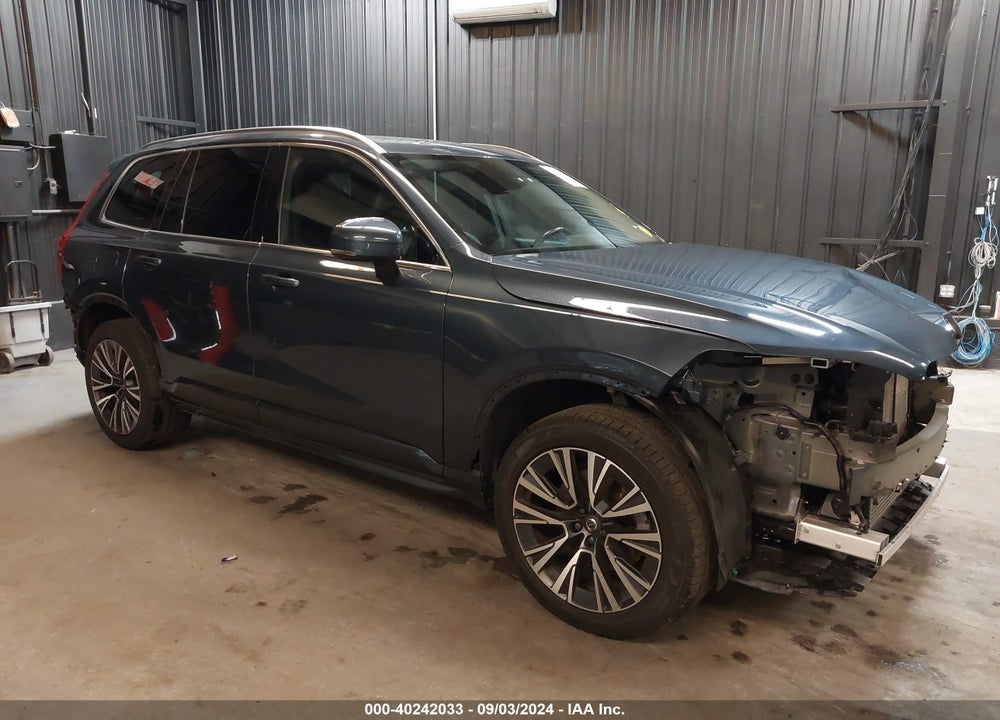 2022 VOLVO XC90 T5 MOMENTUM 7 PASSENGER VIN: YV4102PK3N1838920