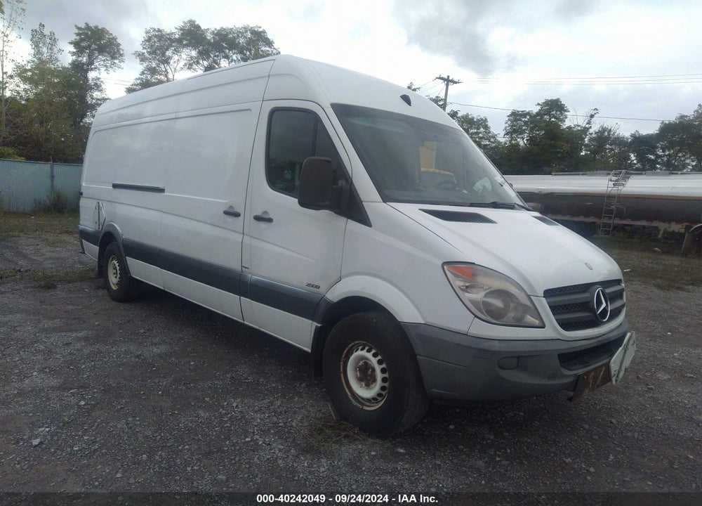 2011 MERCEDES-BENZ SPRINTER S HIGH ROOF VIN: WD3PE8CB1B5587014