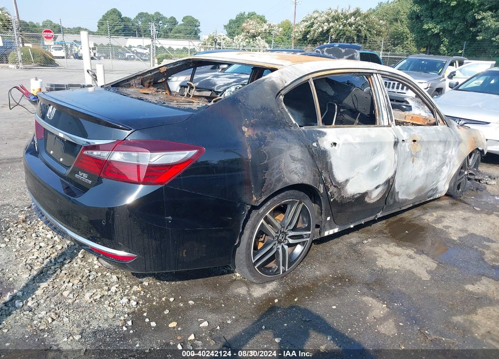 2017 HONDA ACCORD TOURING V6 VIN: 1HGCR3F99HA024475