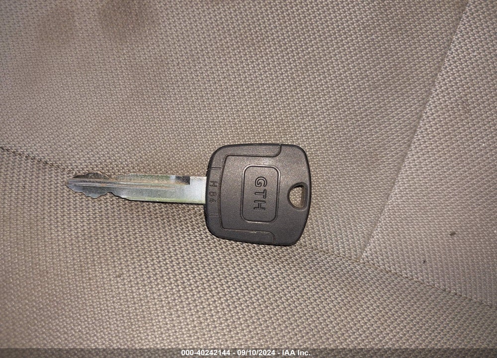 2011 FORD ESCAPE HYBRID VIN: 1FMCU5K39BKA16755