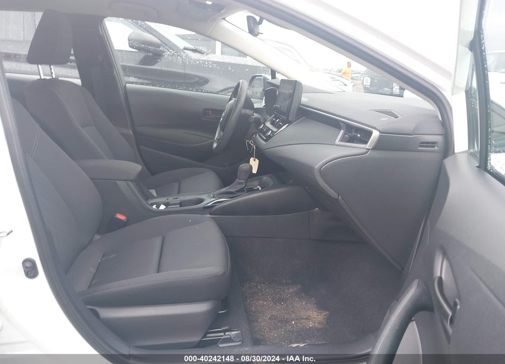 2024 TOYOTA COROLLA LE VIN: 5YFB4MDE4RP090220