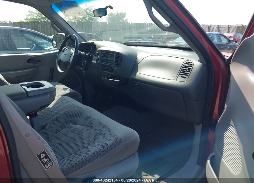 2000 FORD F-150 LARIAT/WORK SERIES/XL/XLT VIN: 1FTRX17W6YNB17860