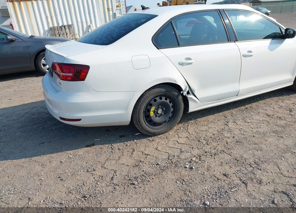 2016 VOLKSWAGEN JETTA 1.8T SPORT VIN: 3VWD17AJ1GM228429