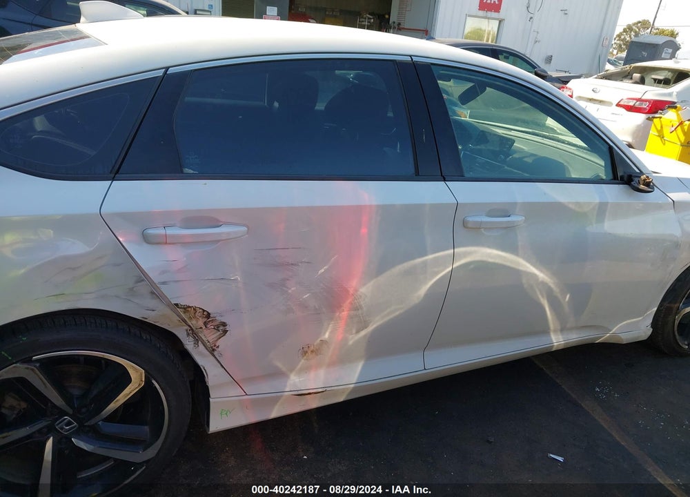 2018 HONDA ACCORD SPORT VIN: 1HGCV1F35JA180952