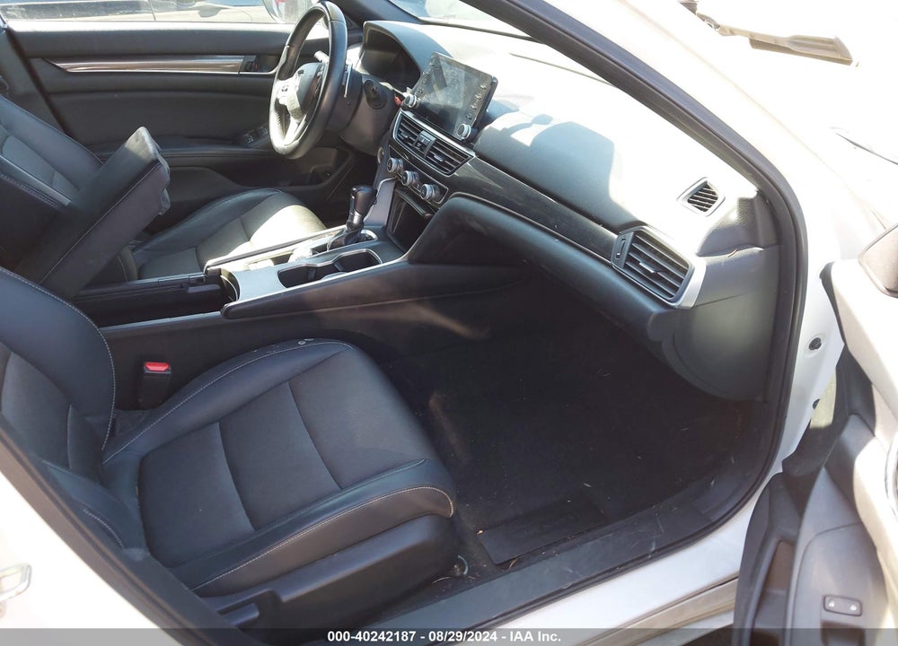 2018 HONDA ACCORD SPORT VIN: 1HGCV1F35JA180952