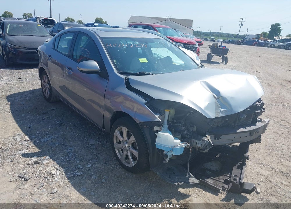 2010 MAZDA 3 I TOURING VIN: JM1BL1SG2A1184420