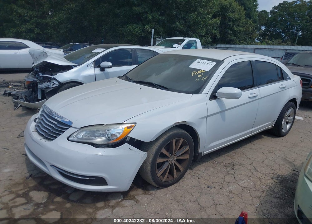 2012 CHRYSLER 200 TOURING VIN: 1C3CCBBB2CN180690