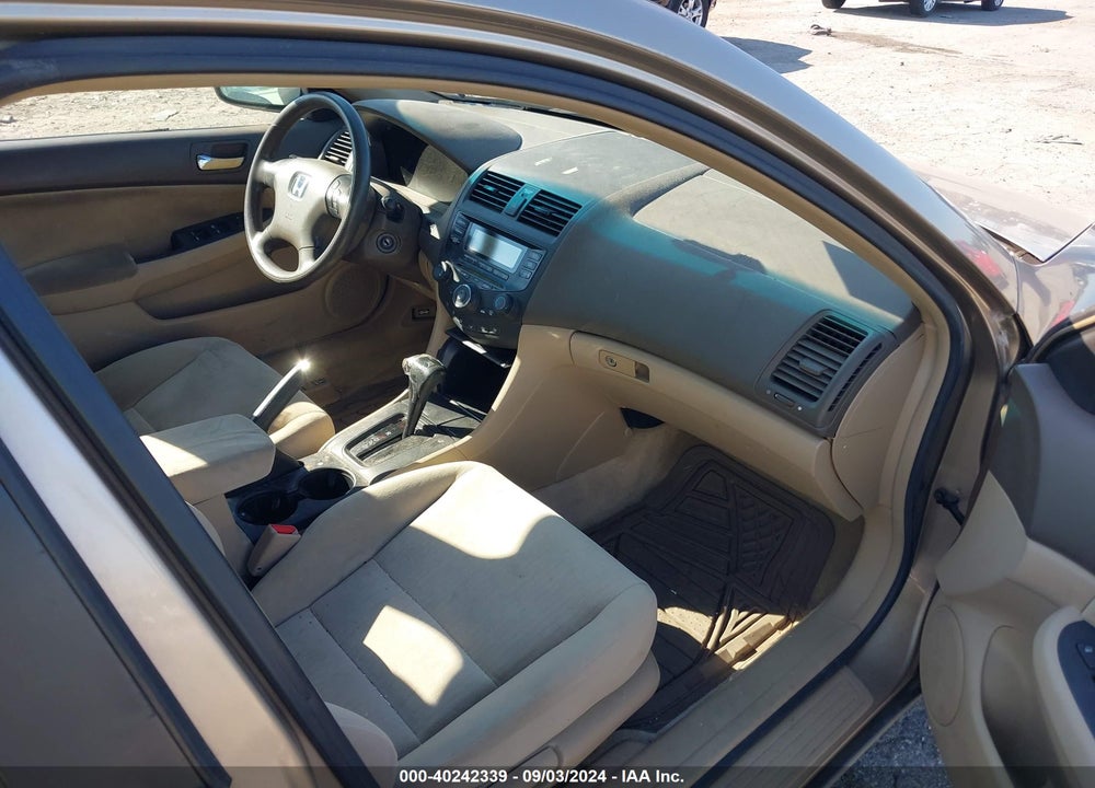 2005 HONDA ACCORD 2.4 LX VIN: 1HGCM56405A124913