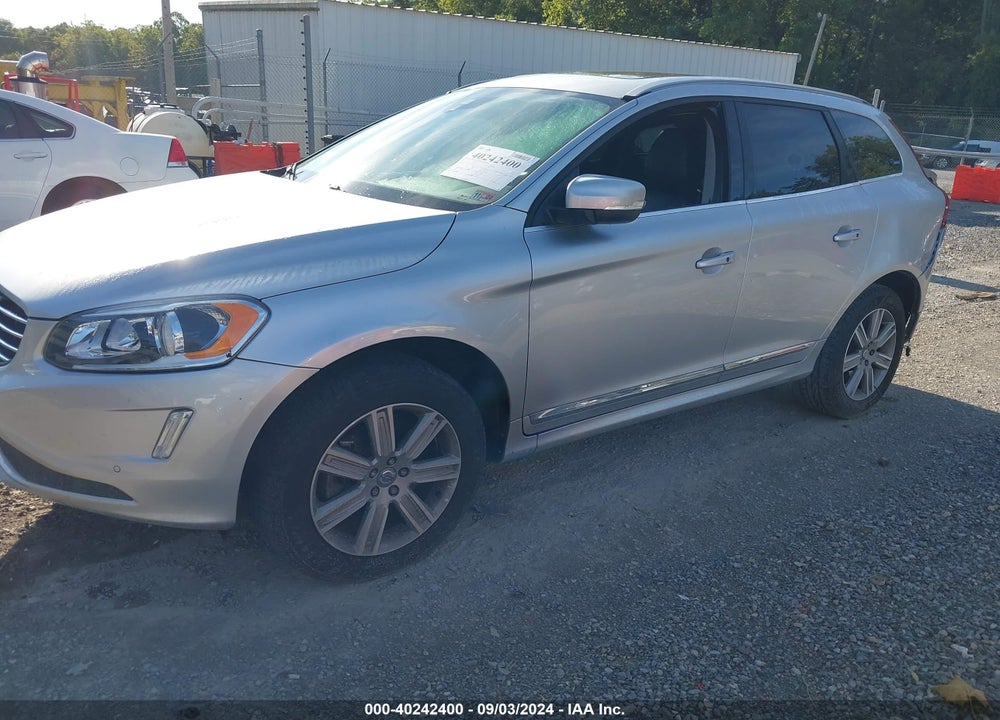 2017 VOLVO XC60 T5 INSCRIPTION VIN: YV440MRU0H2032216