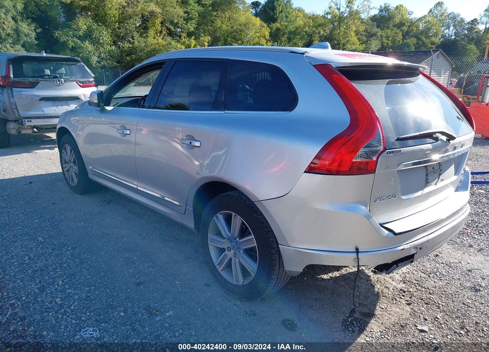 2017 VOLVO XC60 T5 INSCRIPTION VIN: YV440MRU0H2032216