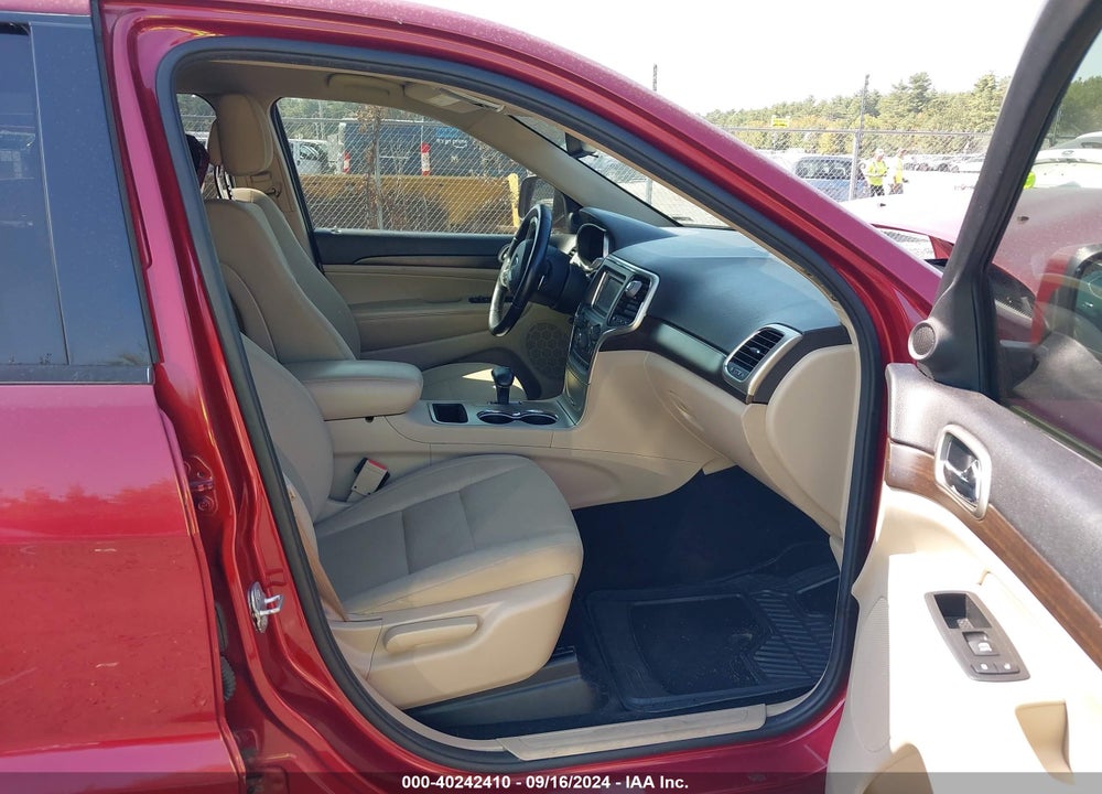 2014 JEEP GRAND CHEROKEE LAREDO VIN: 1C4RJFAG4EC392196