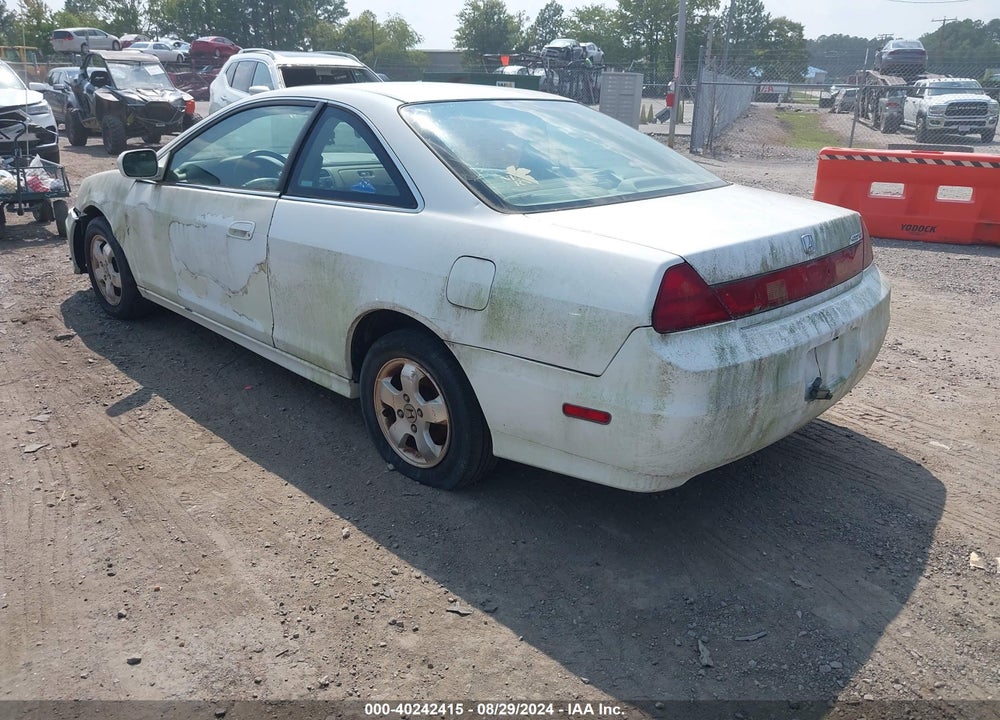 2002 HONDA ACCORD 2.3 EX VIN: 1HGCG32732A002957