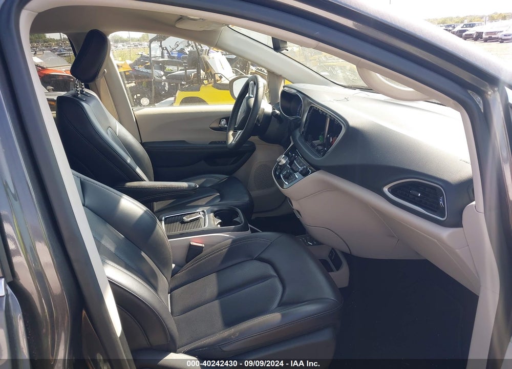 2023 CHRYSLER PACIFICA TOURING L VIN: 2C4RC1BG0PR531259