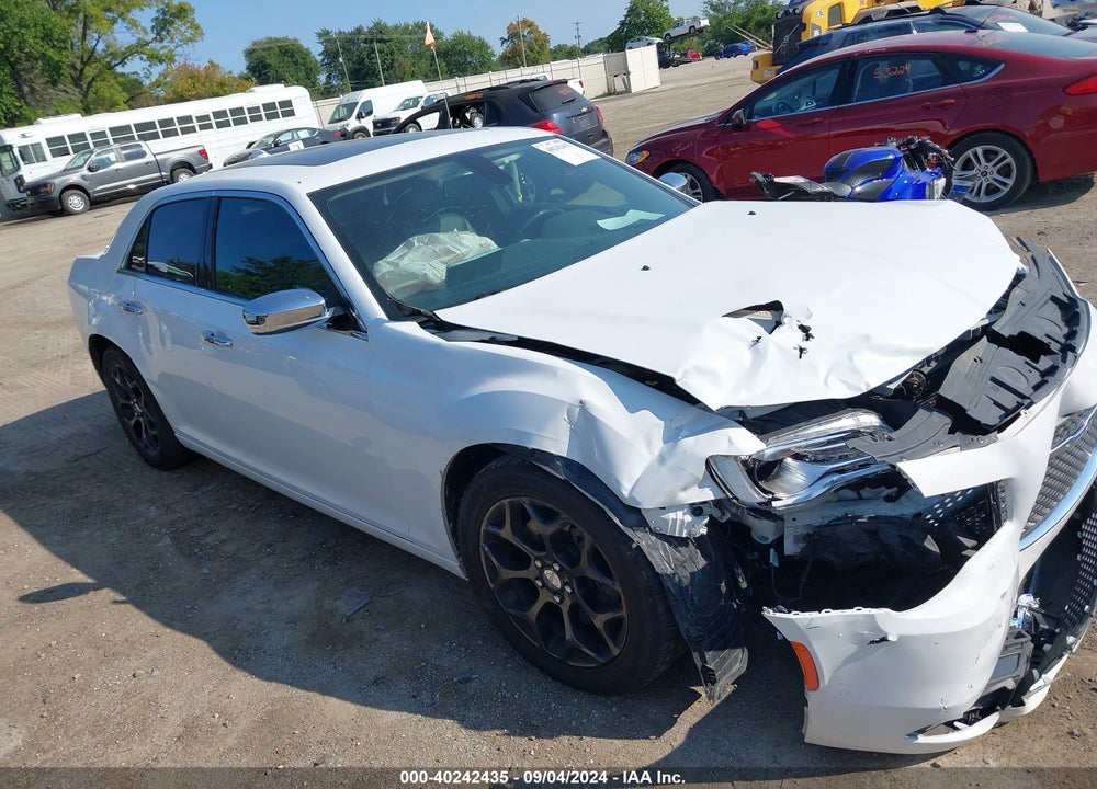 2019 CHRYSLER 300 LIMITED AWD VIN: 2C3CCAKGXKH613718