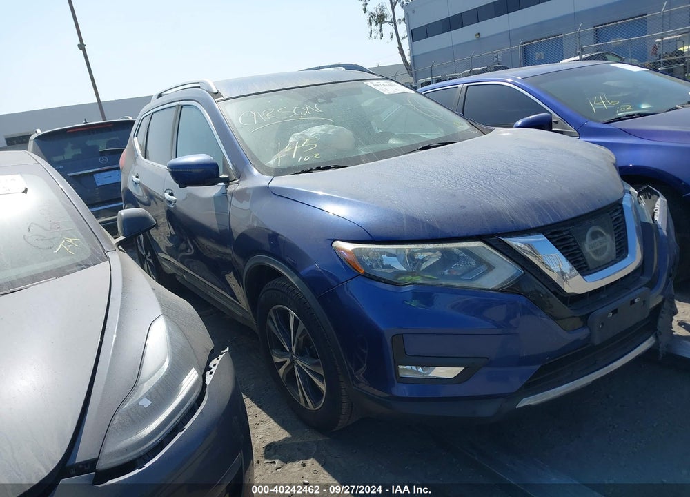 2017 NISSAN ROGUE SL VIN: 5N1AT2MT2HC860130