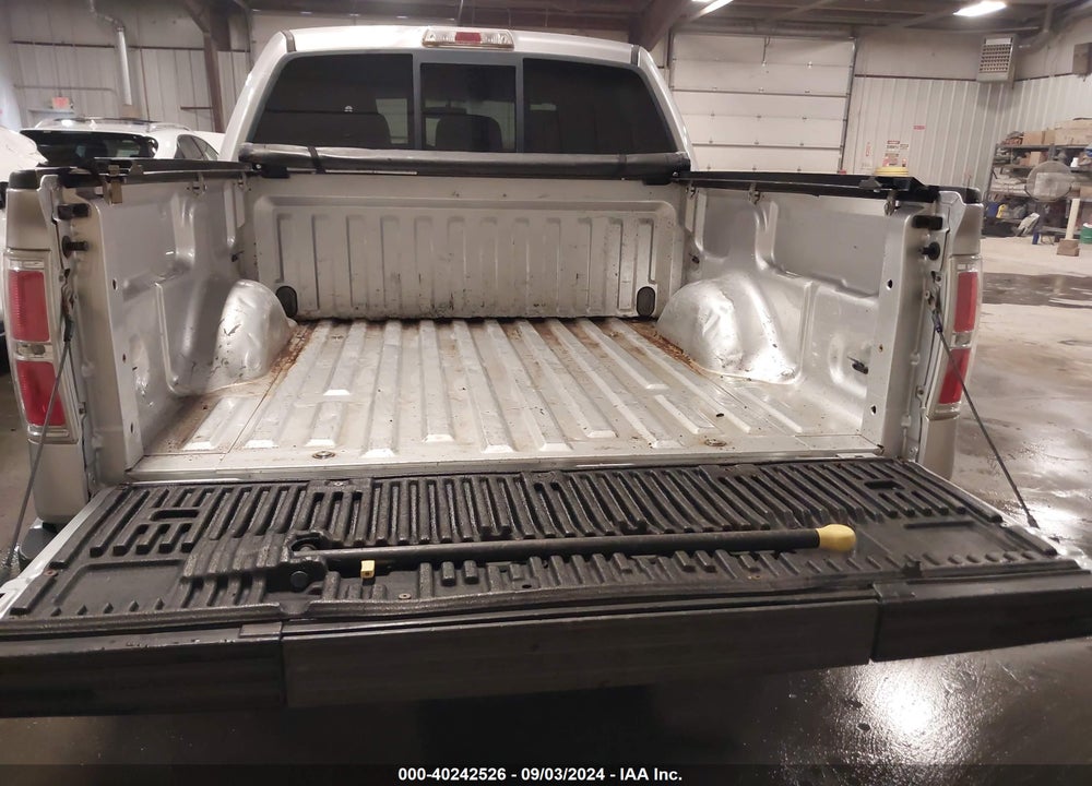 2011 FORD F-150 LARIAT VIN: 1FTFW1EF9BFA50360