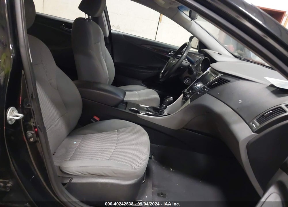 2011 HYUNDAI SONATA GLS VIN: 5NPEB4AC7BH089975