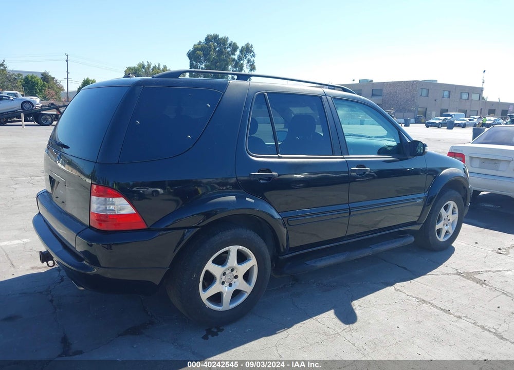 2002 MERCEDES-BENZ ML 320 VIN: 4JGAB54E92A332206