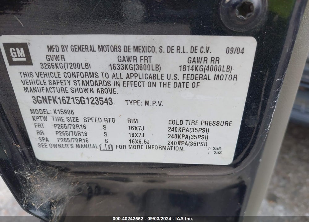 2005 CHEVROLET SUBURBAN 1500 LS VIN: 3GNFK16Z15G123543