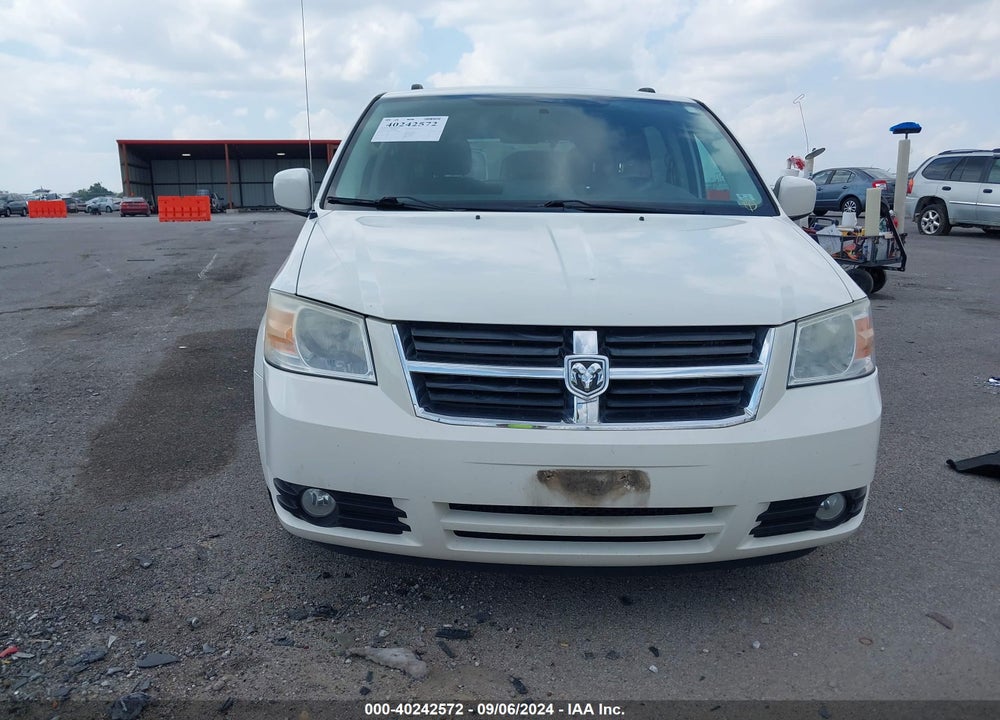 2010 DODGE GRAND CARAVAN VIN: 2D4RN5D15AR317808