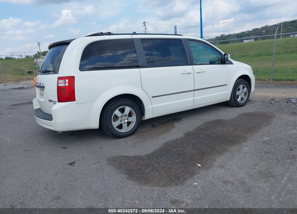2010 DODGE GRAND CARAVAN VIN: 2D4RN5D15AR317808