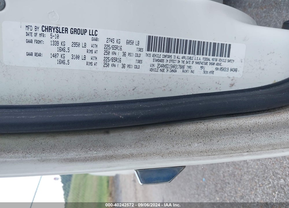 2010 DODGE GRAND CARAVAN VIN: 2D4RN5D15AR317808