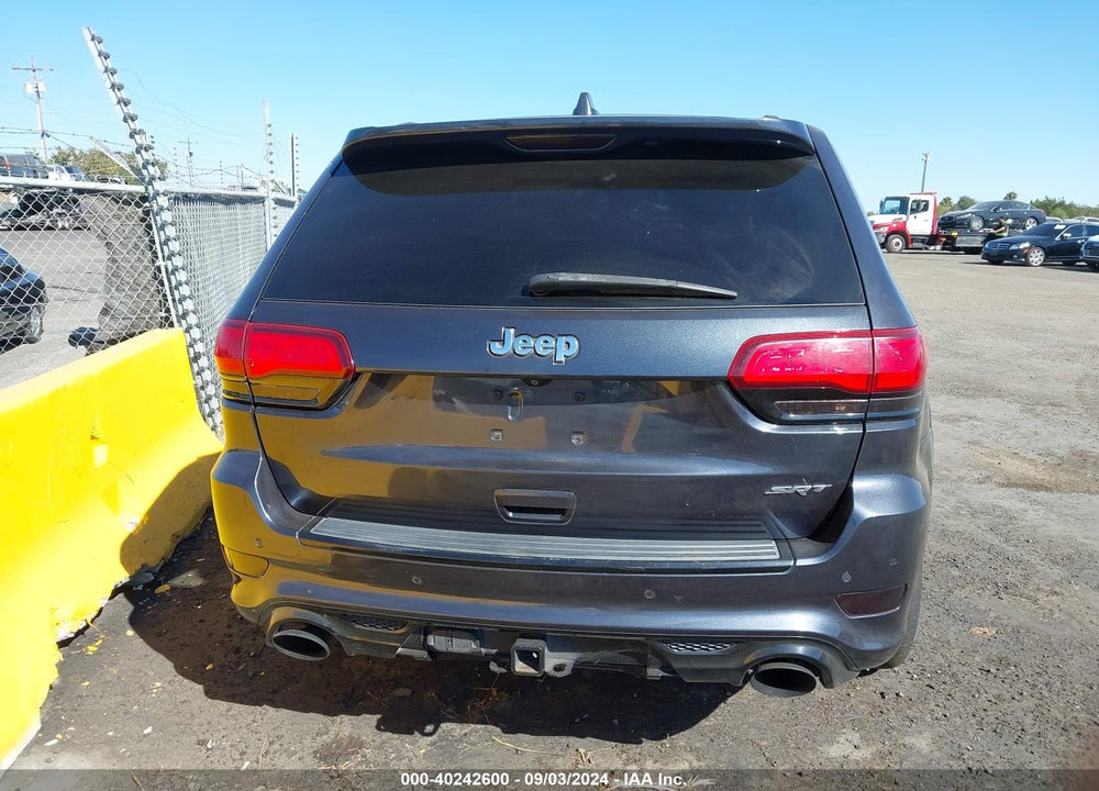 2015 JEEP GRAND CHEROKEE SRT VIN: 1C4RJFDJ9FC683155