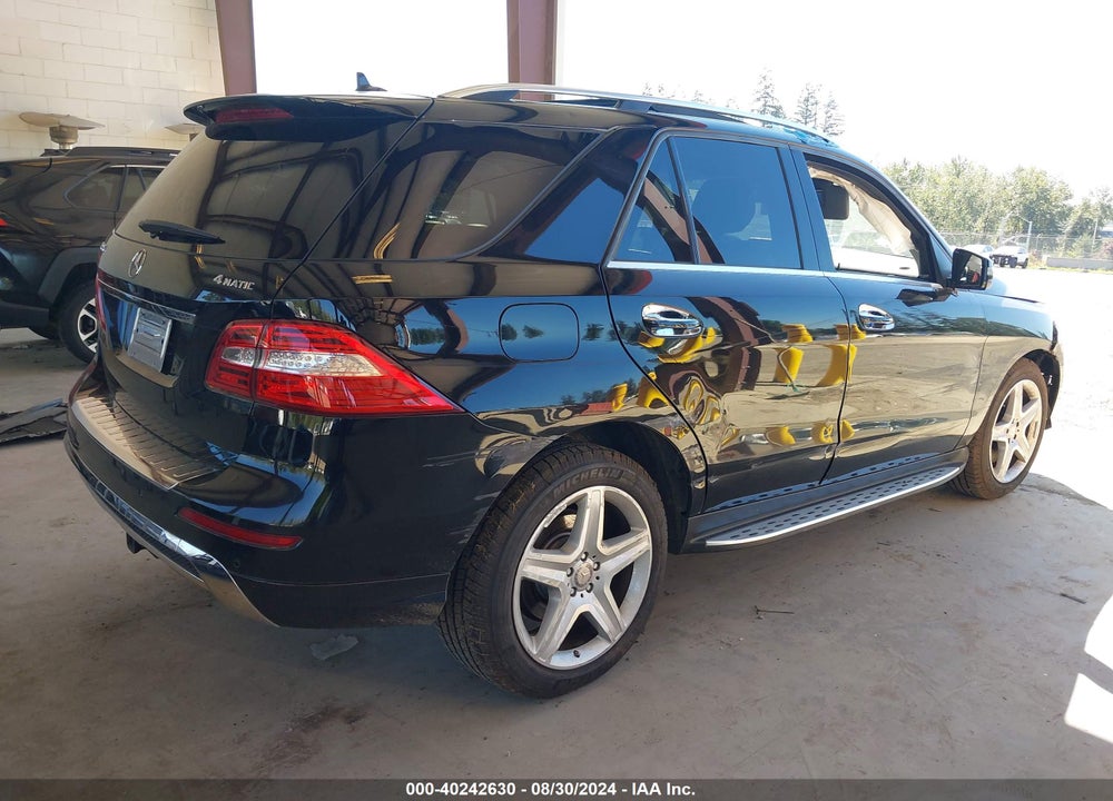2014 MERCEDES-BENZ ML 550 4MATIC VIN: 4JGDA7DB6EA376721