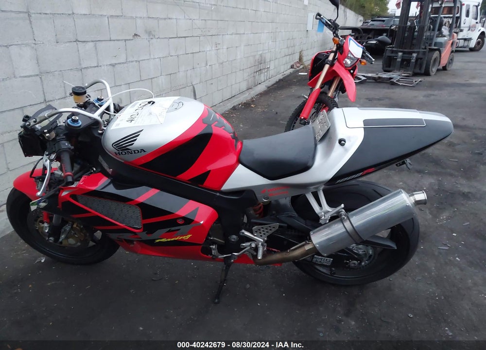 2002 HONDA RVT1000 R VIN: JH2SC45322M200648