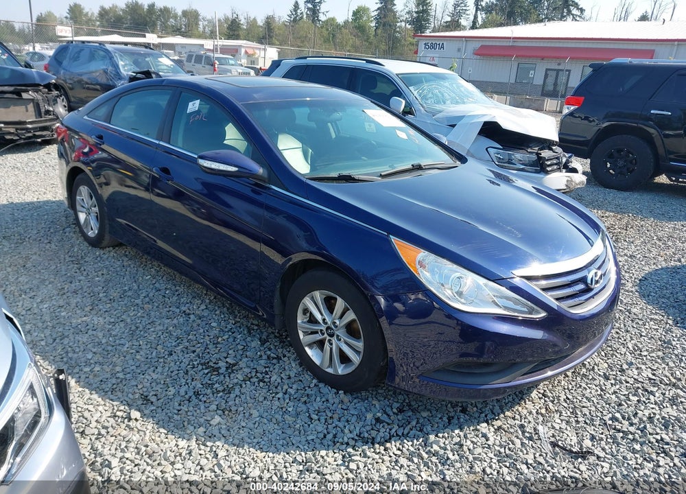 2014 HYUNDAI SONATA GLS VIN: 5NPEB4AC9EH946737