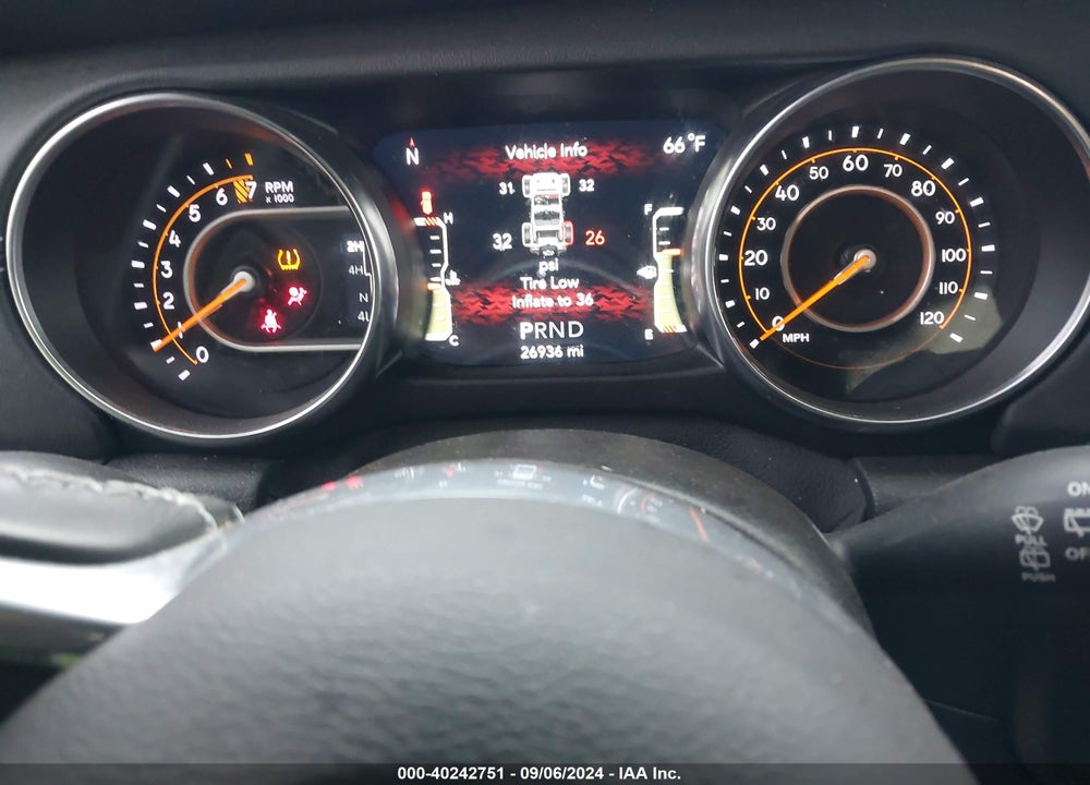 2021 JEEP WRANGLER UNLIMITED SAHARA 4X4 VIN: 1C4HJXEG7MW762954