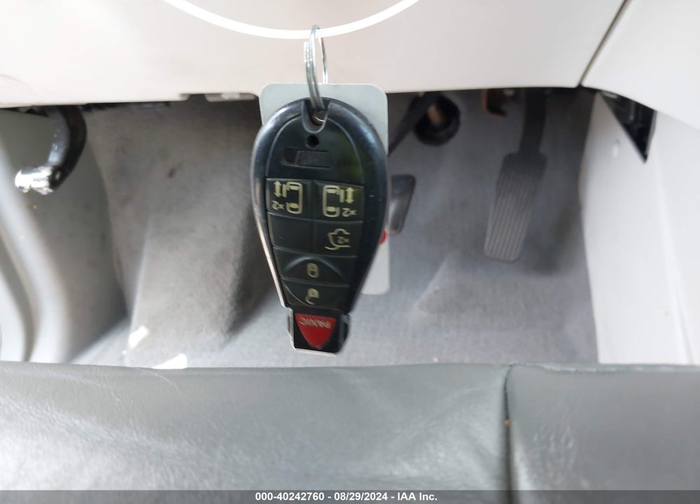 2009 VOLKSWAGEN ROUTAN SEL VIN: 2V8HW54X49R517704