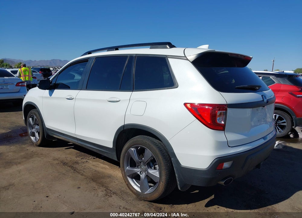 2020 HONDA PASSPORT AWD TOURING VIN: 5FNYF8H95LB020284