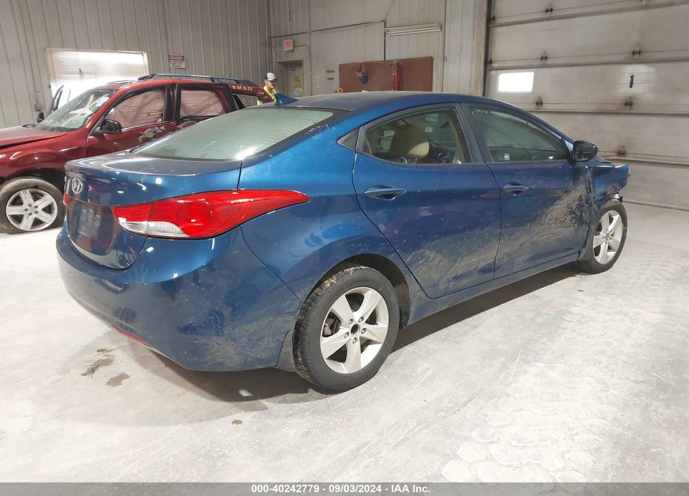 2013 HYUNDAI ELANTRA GLS VIN: KMHDH4AE6DU979478