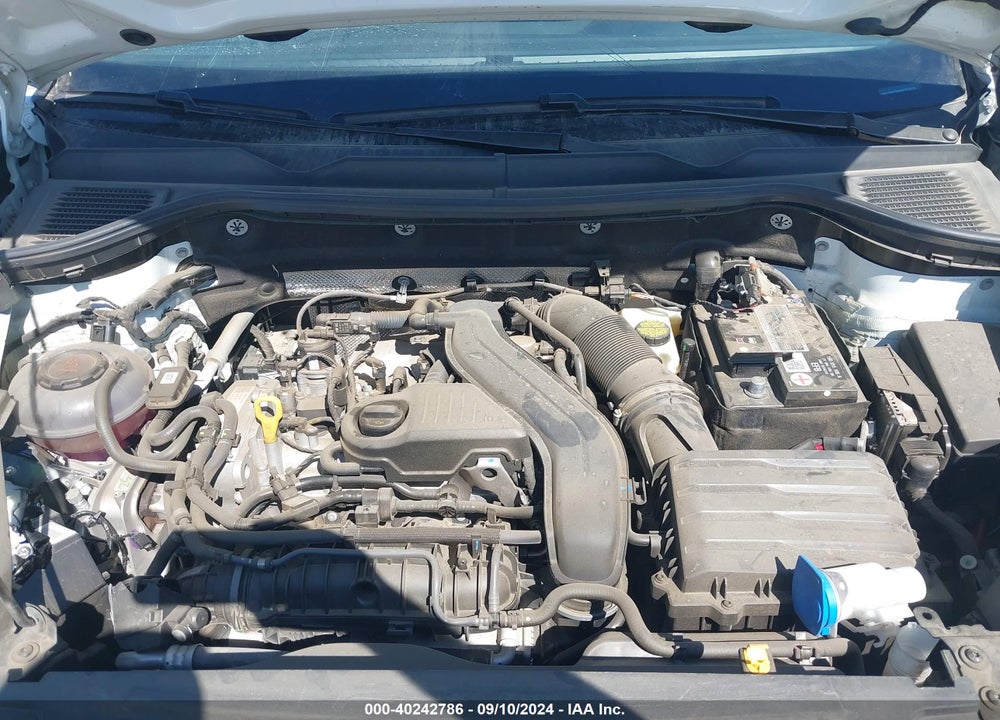 2022 VOLKSWAGEN TAOS VIN: 3VVRX7B22NM074620