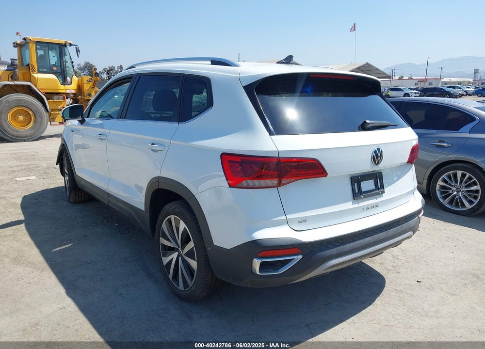 2022 VOLKSWAGEN TAOS VIN: 3VVRX7B22NM074620