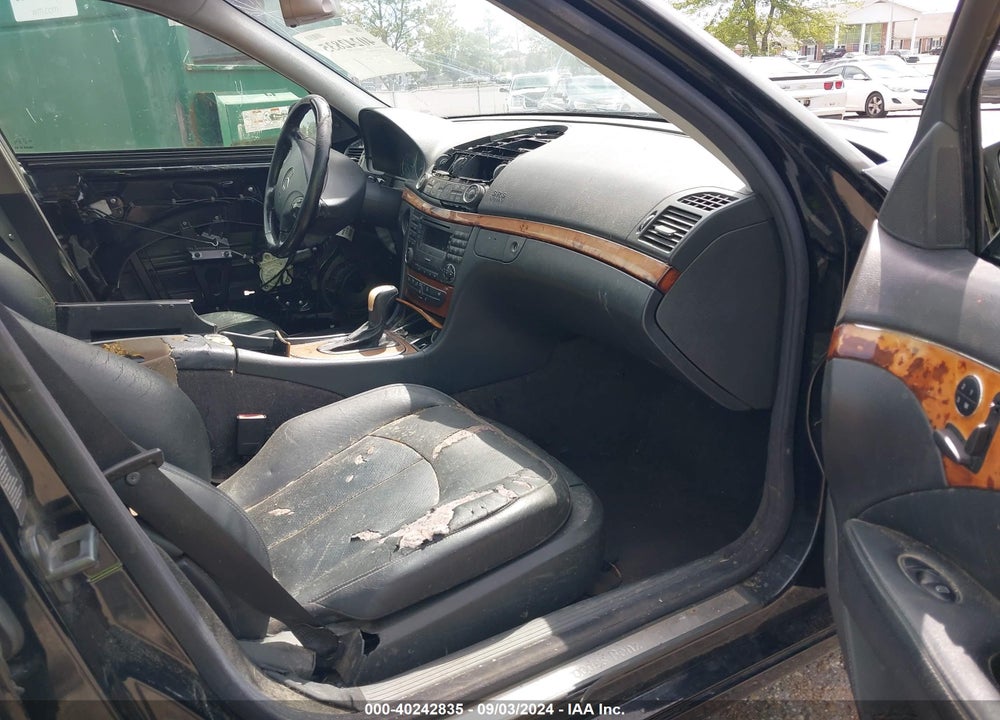 2003 MERCEDES-BENZ E 320 VIN: WDBUF65J13A136106