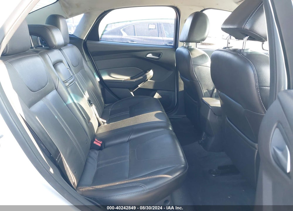2013 FORD FOCUS VIN: 1FADP3F27DL252720