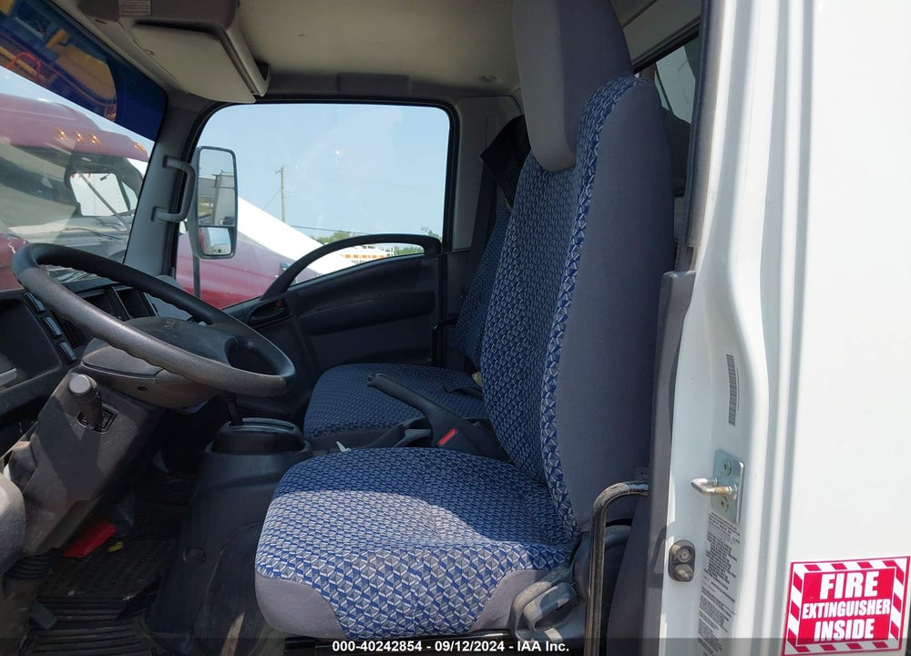 2023 ISUZU NPR HD VIN: 54DC4W1D1PS200269
