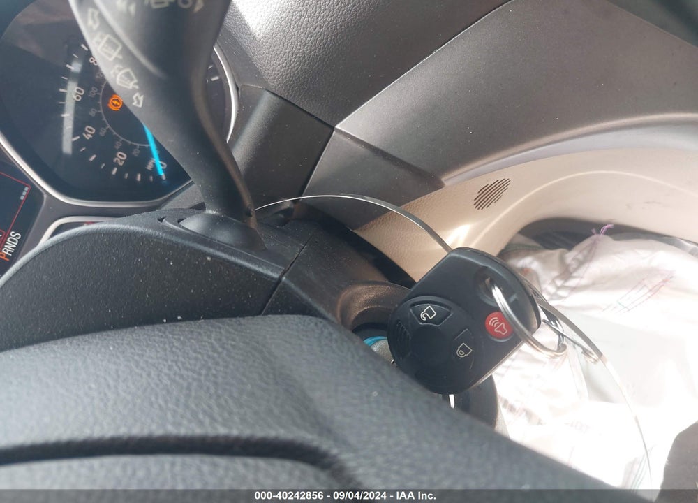 2018 FORD ESCAPE SE VIN: 1FMCU0GD1JUC90393