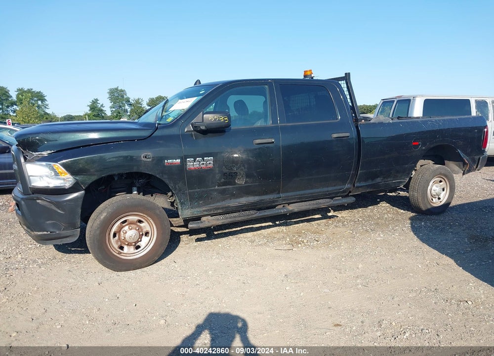 2017 RAM 2500 TRADESMAN 4X4 8' BOX VIN: 3C6TR5HT9HG704260